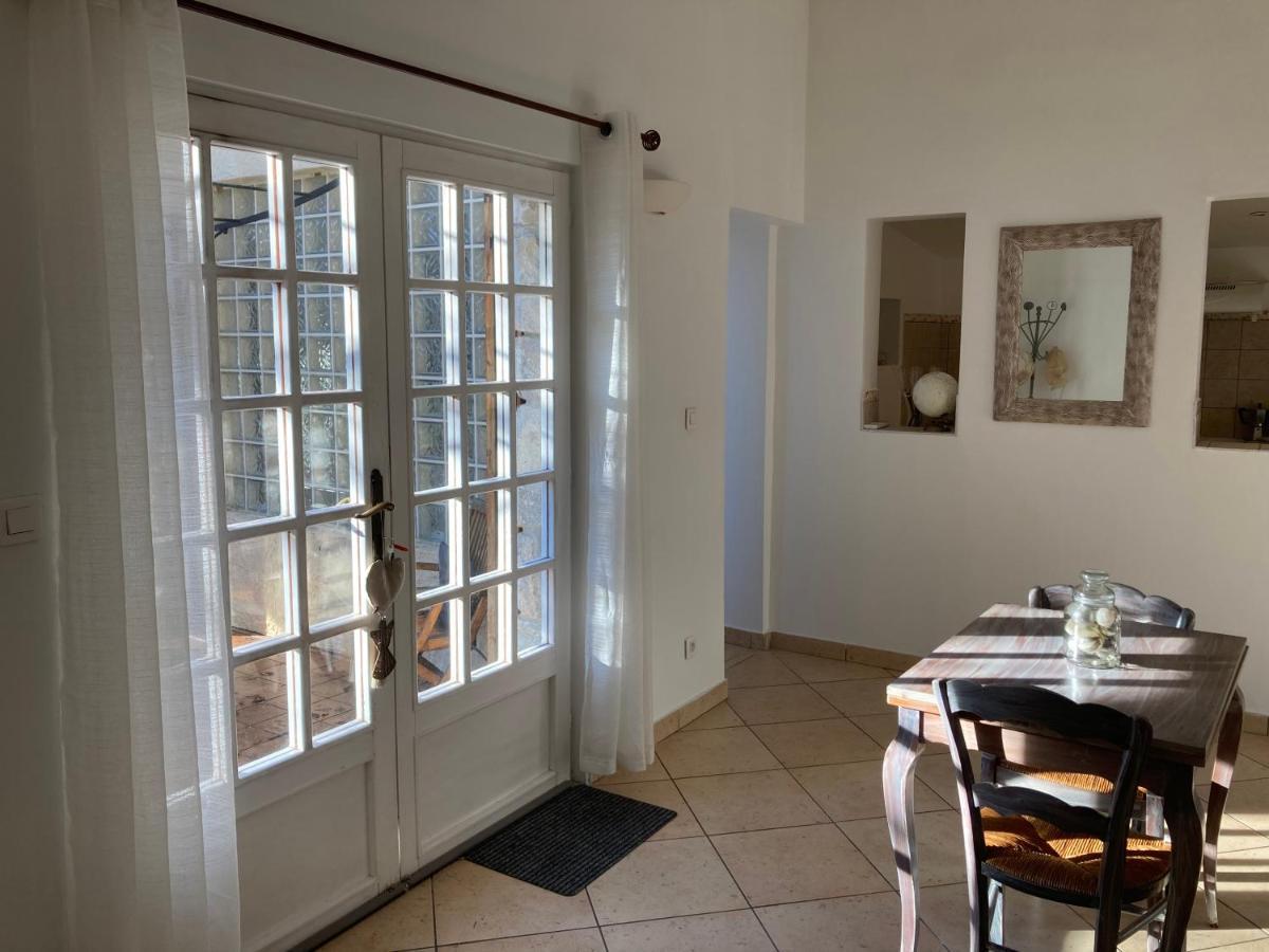 Gite Encore Un Soir Hyères Exteriér fotografie